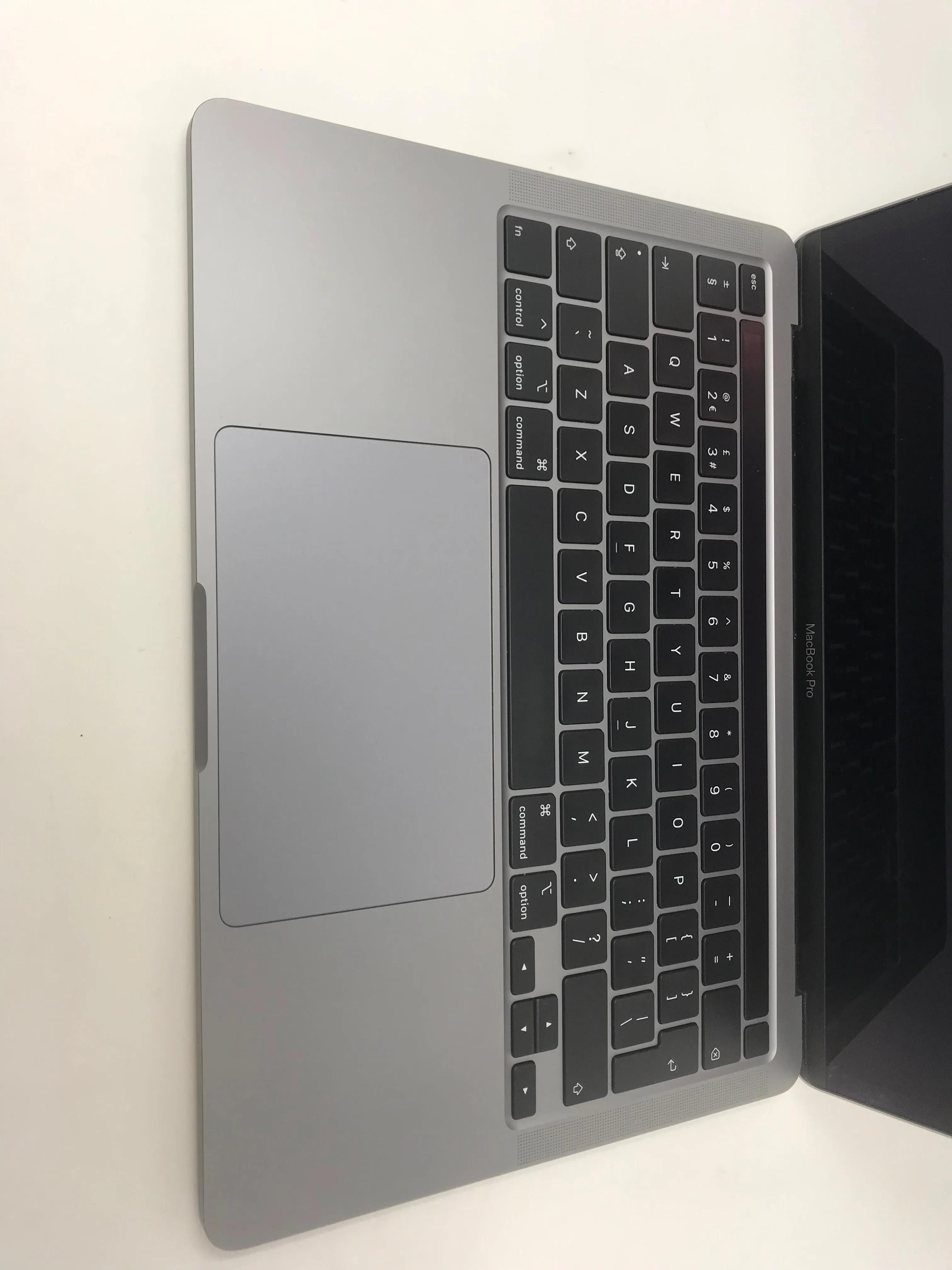 Apple MacBook Pro 13.3" | Touch Bar | A2251 2020 | i7-1068NG7 | 32GB RAM 500GB SSD