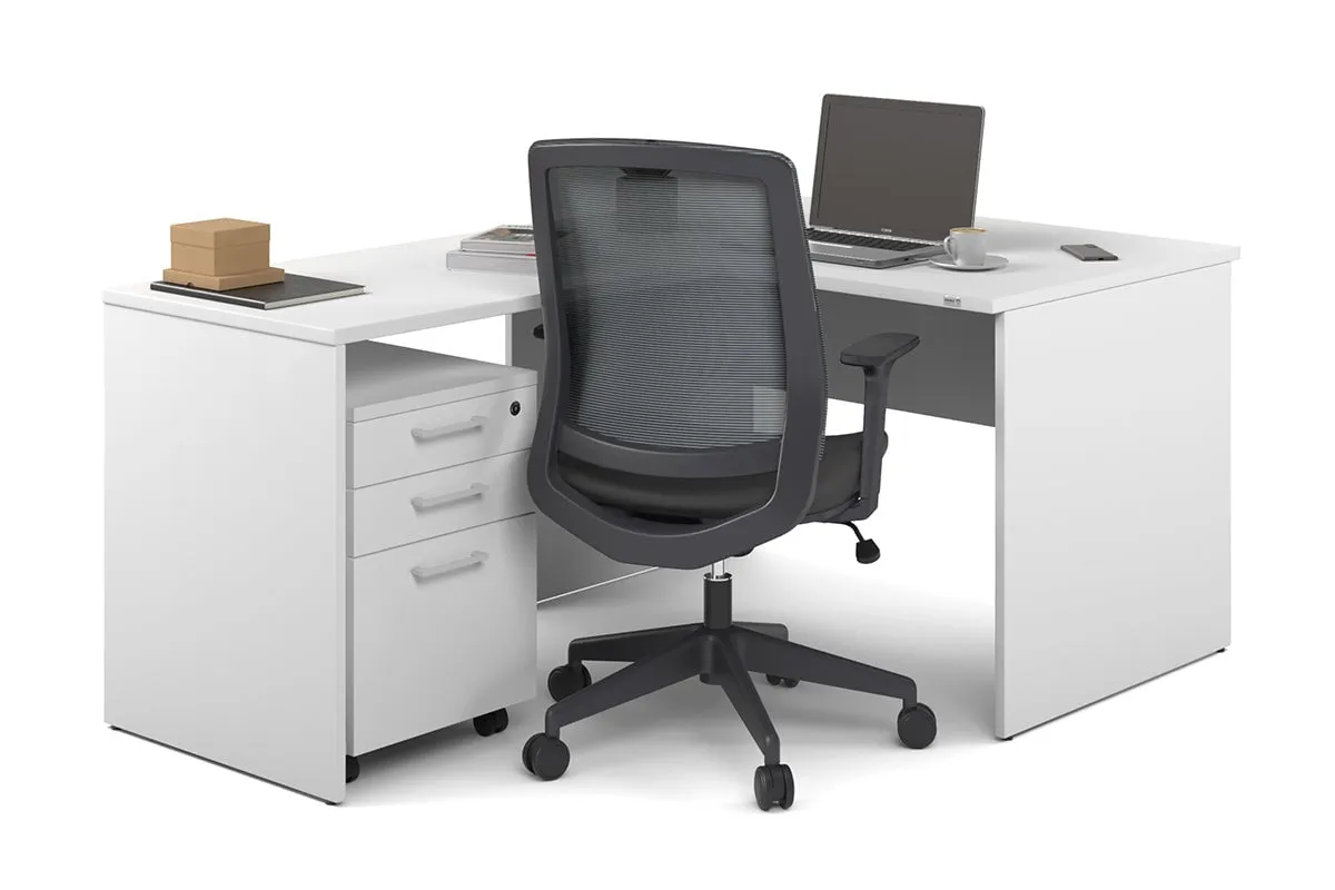 Uniform Panel Return Desk [1200L x 1600W]