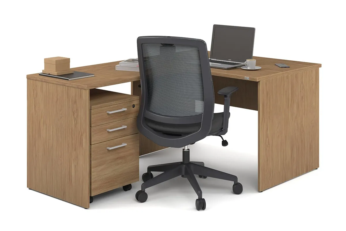 Uniform Panel Return Desk [1200L x 1600W]