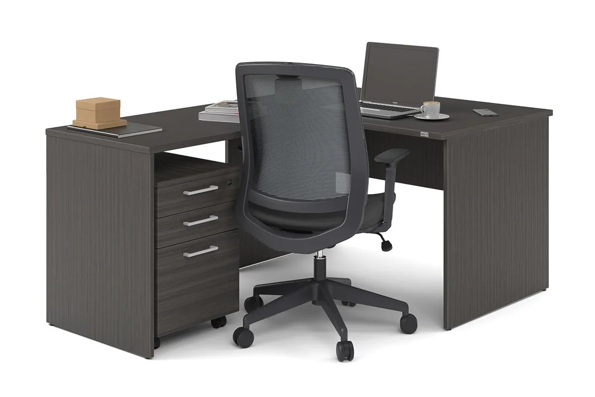 Uniform Panel Return Desk [1200L x 1600W]